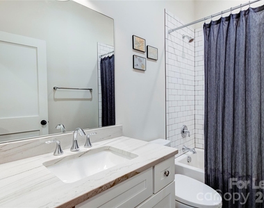 12 Waverly Road - Photo Thumbnail 14
