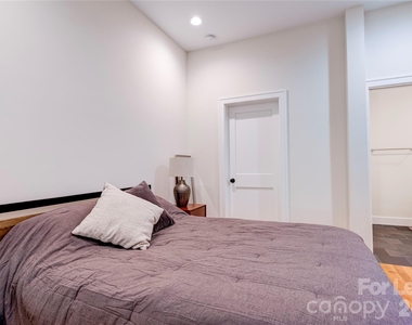 12 Waverly Road - Photo Thumbnail 18