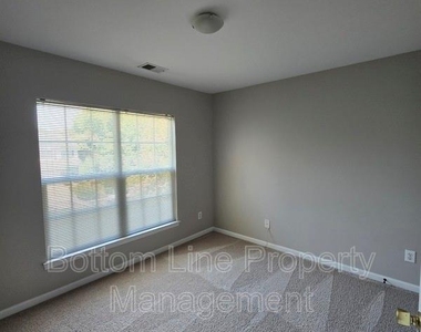 8630 Carolina Lily Lane - Photo Thumbnail 20