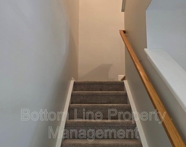 8630 Carolina Lily Lane - Photo Thumbnail 16