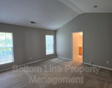 8630 Carolina Lily Lane - Photo Thumbnail 28