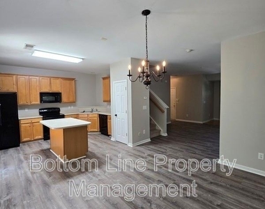8630 Carolina Lily Lane - Photo Thumbnail 8