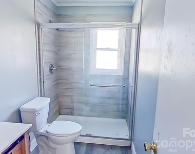 3404 Craig Avenue - Photo Thumbnail 10