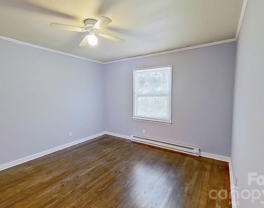 3402 Craig Avenue - Photo Thumbnail 4