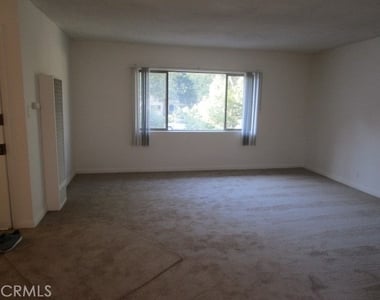 890 W El Repetto Drive - Photo Thumbnail 2