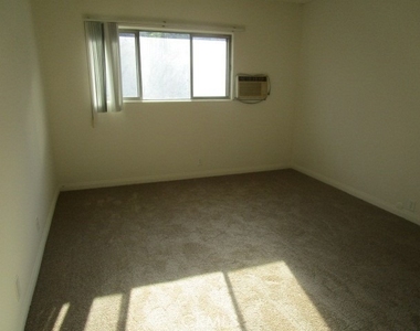 890 W El Repetto Drive - Photo Thumbnail 9