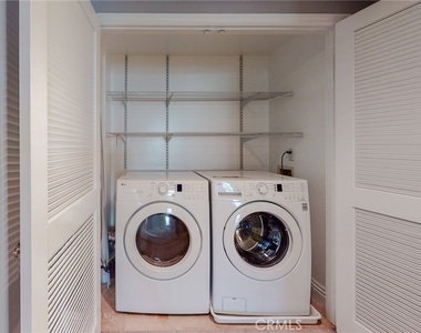 11540 Moorpark Street - Photo Thumbnail 26