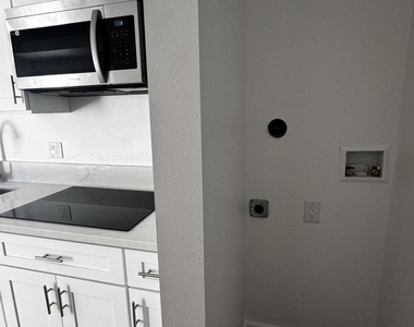 1251 Nightingale Place - Photo Thumbnail 6