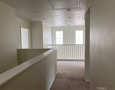 42744 Azure Street - Photo Thumbnail 8