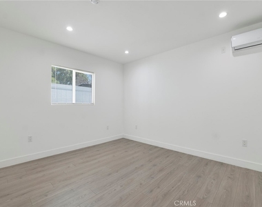 10018 N Aqueduct Ave - Photo Thumbnail 11