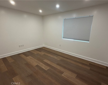 7099 Fallbrook Avenue - Photo Thumbnail 12
