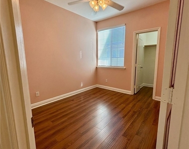 4110 W Kling - Photo Thumbnail 27
