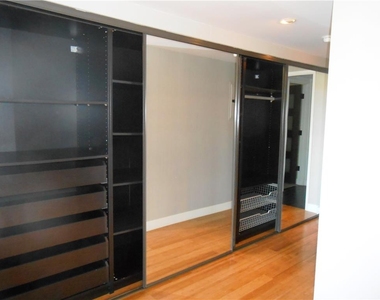 760 W 27th Street - Photo Thumbnail 23
