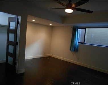 760 W 27th Street - Photo Thumbnail 32
