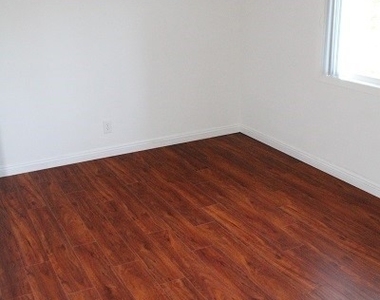 4812 Browndeer Lane - Photo Thumbnail 8