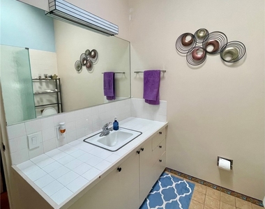 11616 Chenault Street - Photo Thumbnail 18