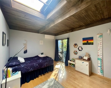 11616 Chenault Street - Photo Thumbnail 16