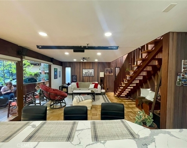 11616 Chenault Street - Photo Thumbnail 10