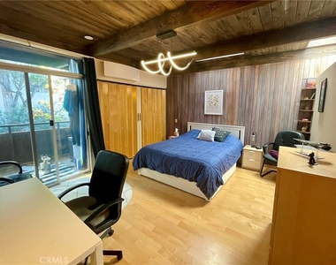 11616 Chenault Street - Photo Thumbnail 14