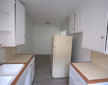 6821 11th Avenue - Photo Thumbnail 13