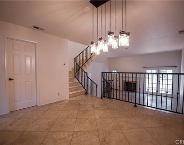 121 4 S Juanita - Photo Thumbnail 8