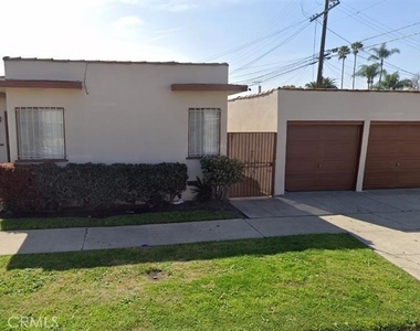 1402 W 78th Street - Photo Thumbnail 6