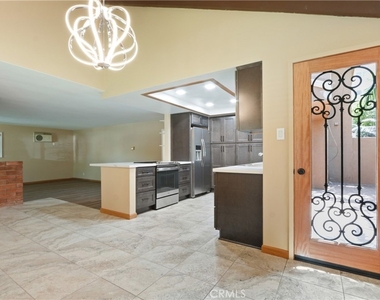 2214 E 2nd Street - Photo Thumbnail 1