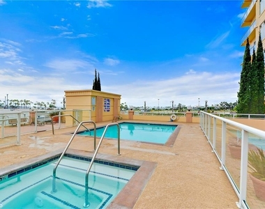 488 E Ocean Boulevard - Photo Thumbnail 17