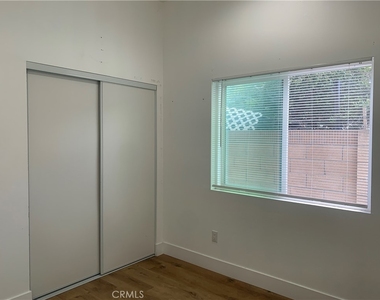 1330 W 10th Street - Photo Thumbnail 7