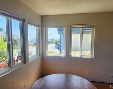265 Chatham - Photo Thumbnail 13