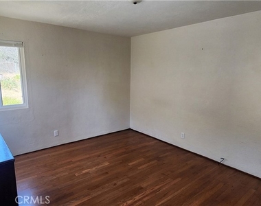 265 Chatham - Photo Thumbnail 28