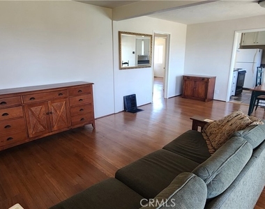 265 Chatham - Photo Thumbnail 18