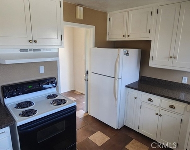 265 Chatham - Photo Thumbnail 9