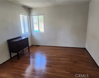 265 Chatham - Photo Thumbnail 31