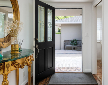 1660 S Oak Knoll Avenue - Photo Thumbnail 4