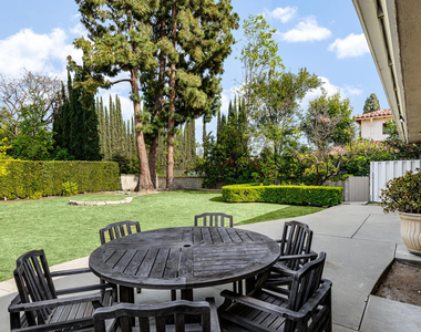 1660 S Oak Knoll Avenue - Photo Thumbnail 27