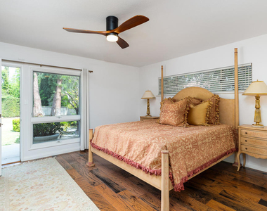 1660 S Oak Knoll Avenue - Photo Thumbnail 16