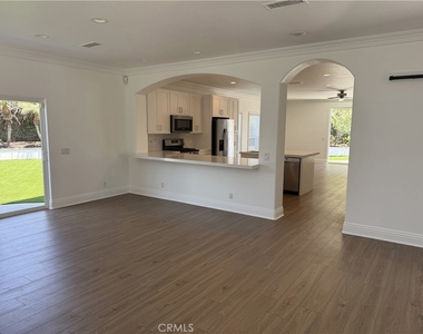 14695 Candeda Place - Photo Thumbnail 10
