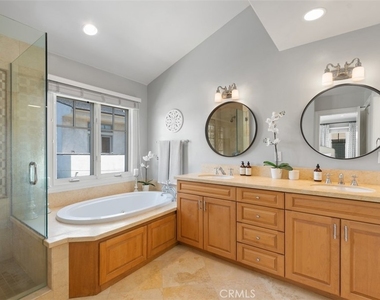 705 1/2 Goldenrod Avenue - Photo Thumbnail 17