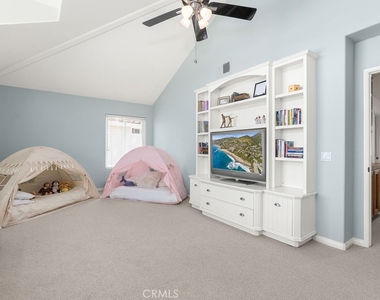 25785 Middle Ridge Ln - Photo Thumbnail 25
