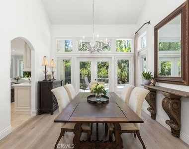 25785 Middle Ridge Ln - Photo Thumbnail 8
