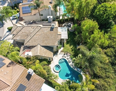 25785 Middle Ridge Ln - Photo Thumbnail 2