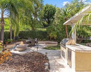 25785 Middle Ridge Ln - Photo Thumbnail 15