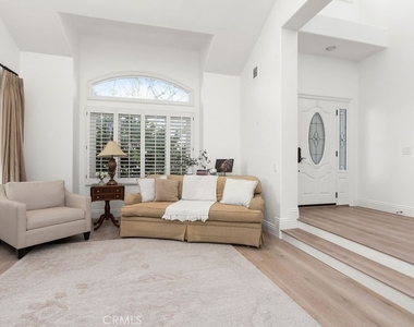 25785 Middle Ridge Ln - Photo Thumbnail 6