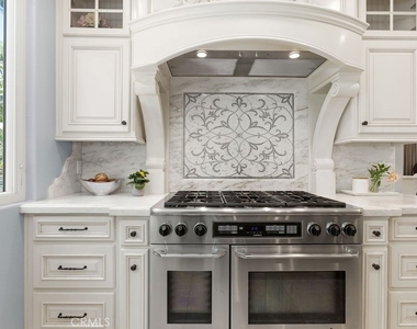 25785 Middle Ridge Ln - Photo Thumbnail 11