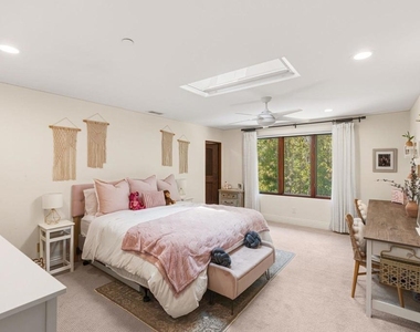 1668 Crest Drive - Photo Thumbnail 36