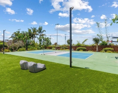 1668 Crest Drive - Photo Thumbnail 60