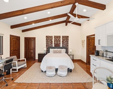 1668 Crest Drive - Photo Thumbnail 39