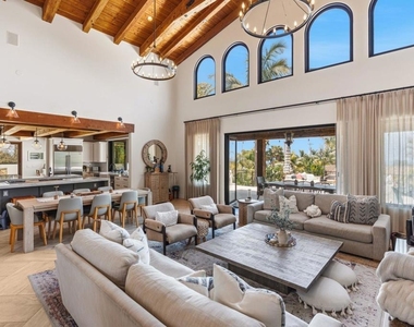 1668 Crest Drive - Photo Thumbnail 10