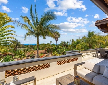1668 Crest Drive - Photo Thumbnail 3